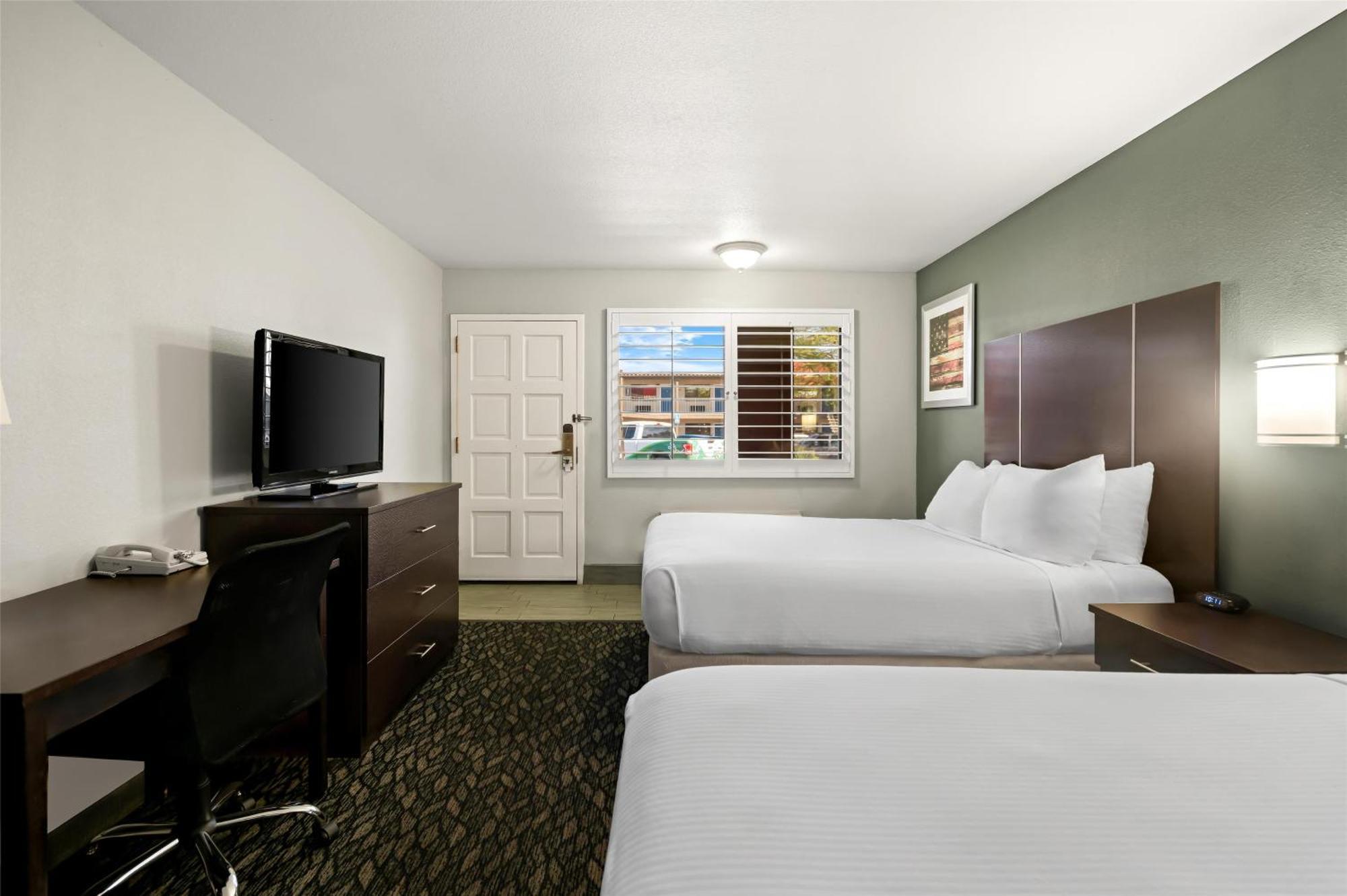 Best Western Desert Villa Inn Барстоу Екстер'єр фото