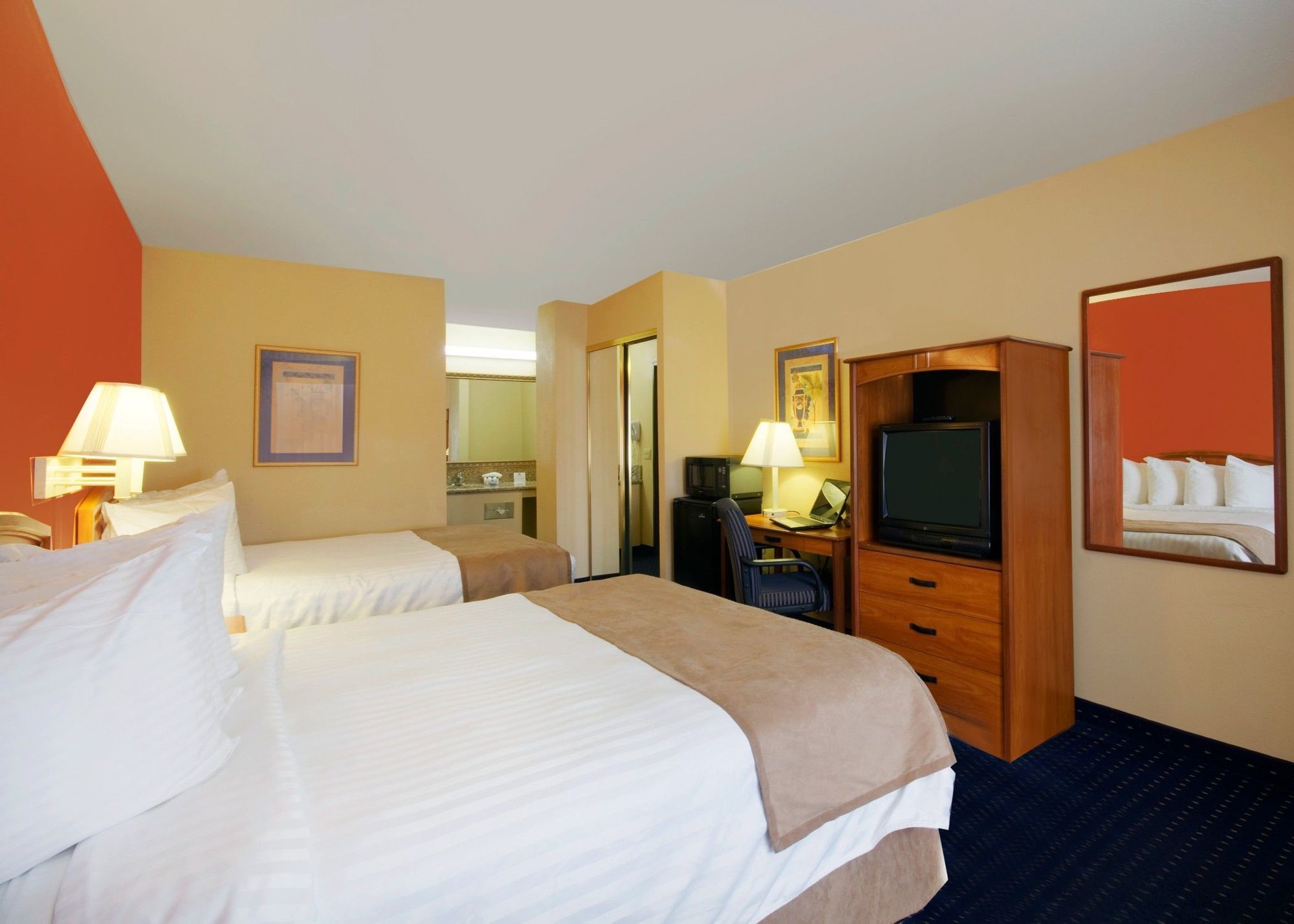 Best Western Desert Villa Inn Барстоу Номер фото